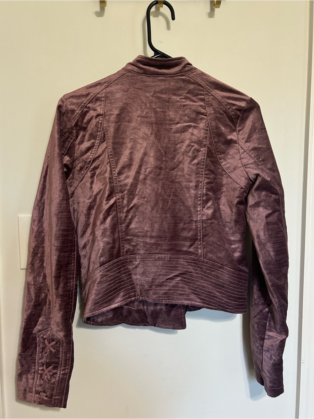 NWOT velvet moto jacket in mauve color from aeropostale - Picture 5 of 7